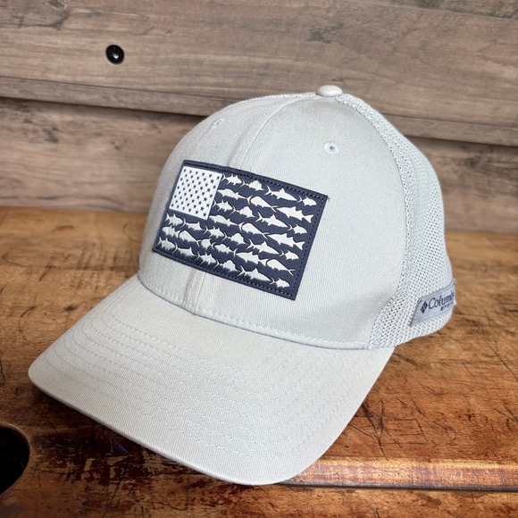 Columbia PFG Light Gray Mesh & Navy American Flag w/ fish stripes preworn - Picture 1 of 12
